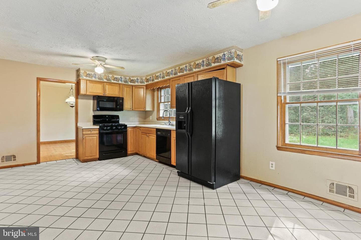 406 Norman Avenue photo 6