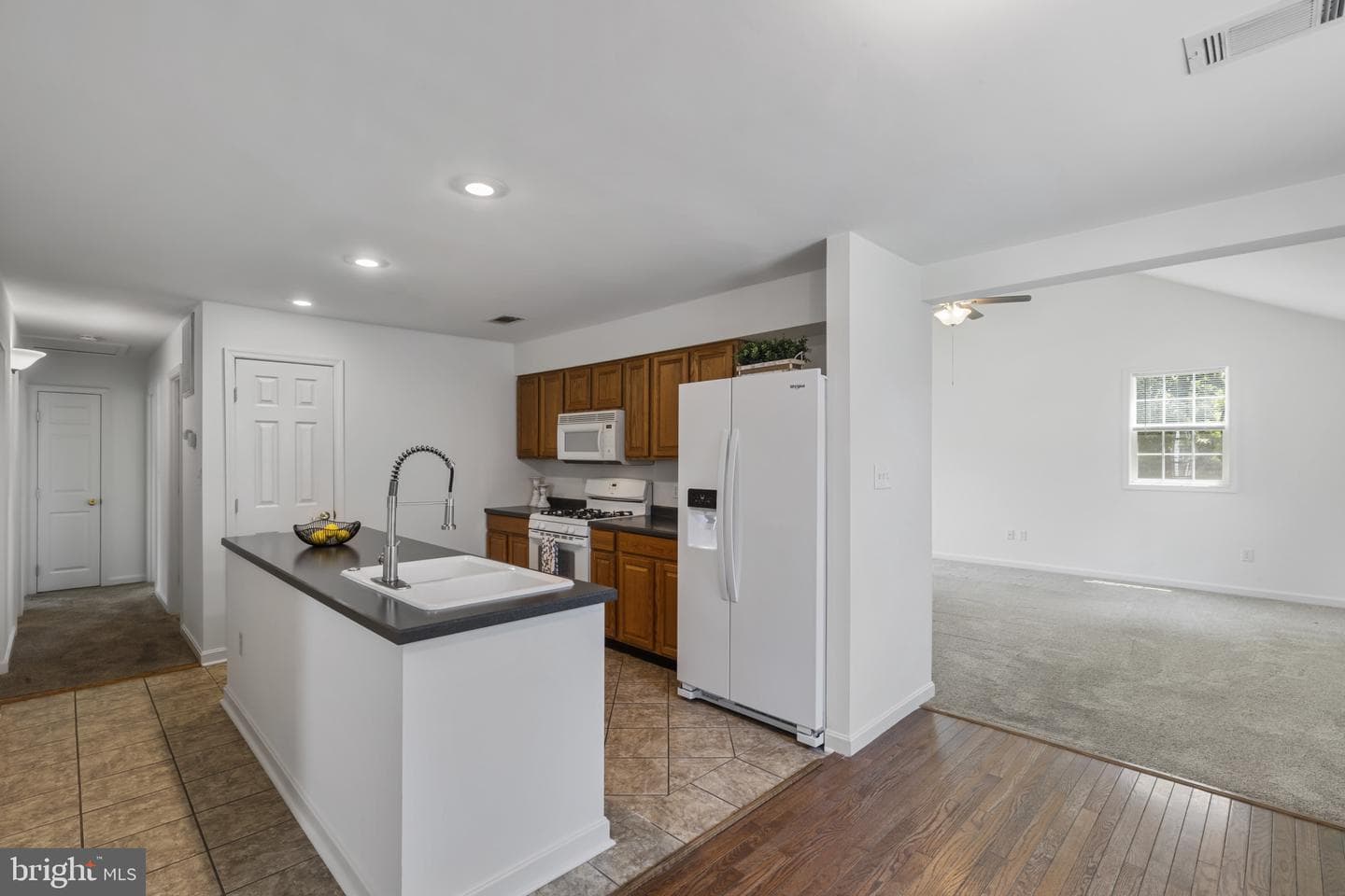 505 Bruce Avenue photo 9