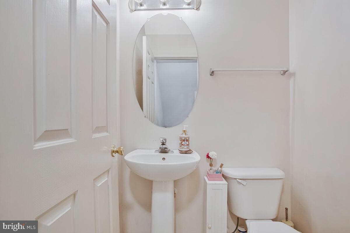 6506 Fable Court photo 12
