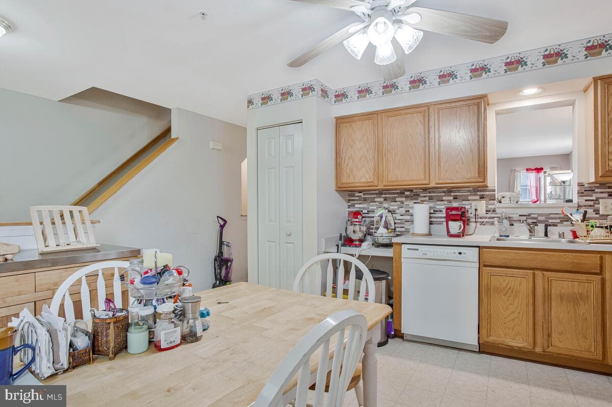 6506 Fable Court photo 5