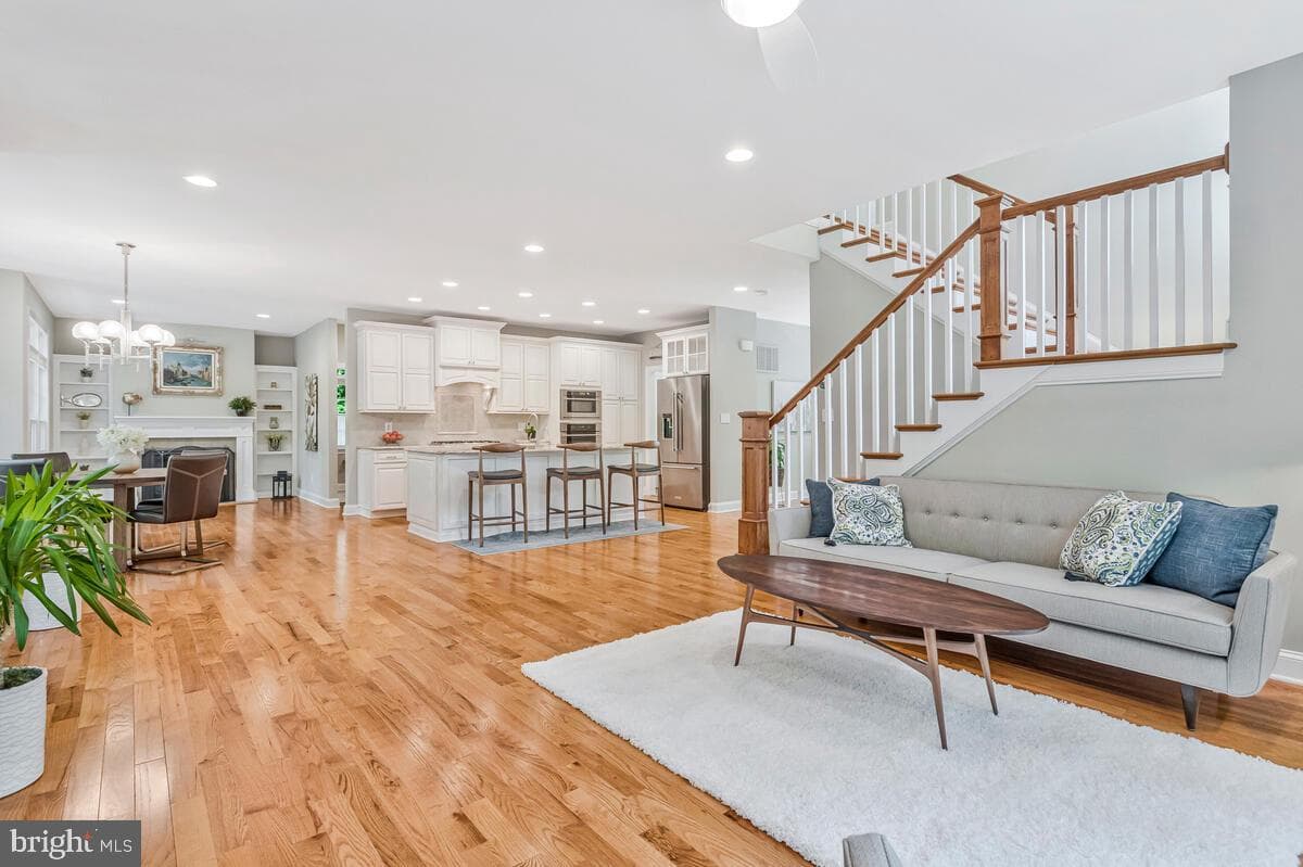 706 Riverview Terrace photo 17