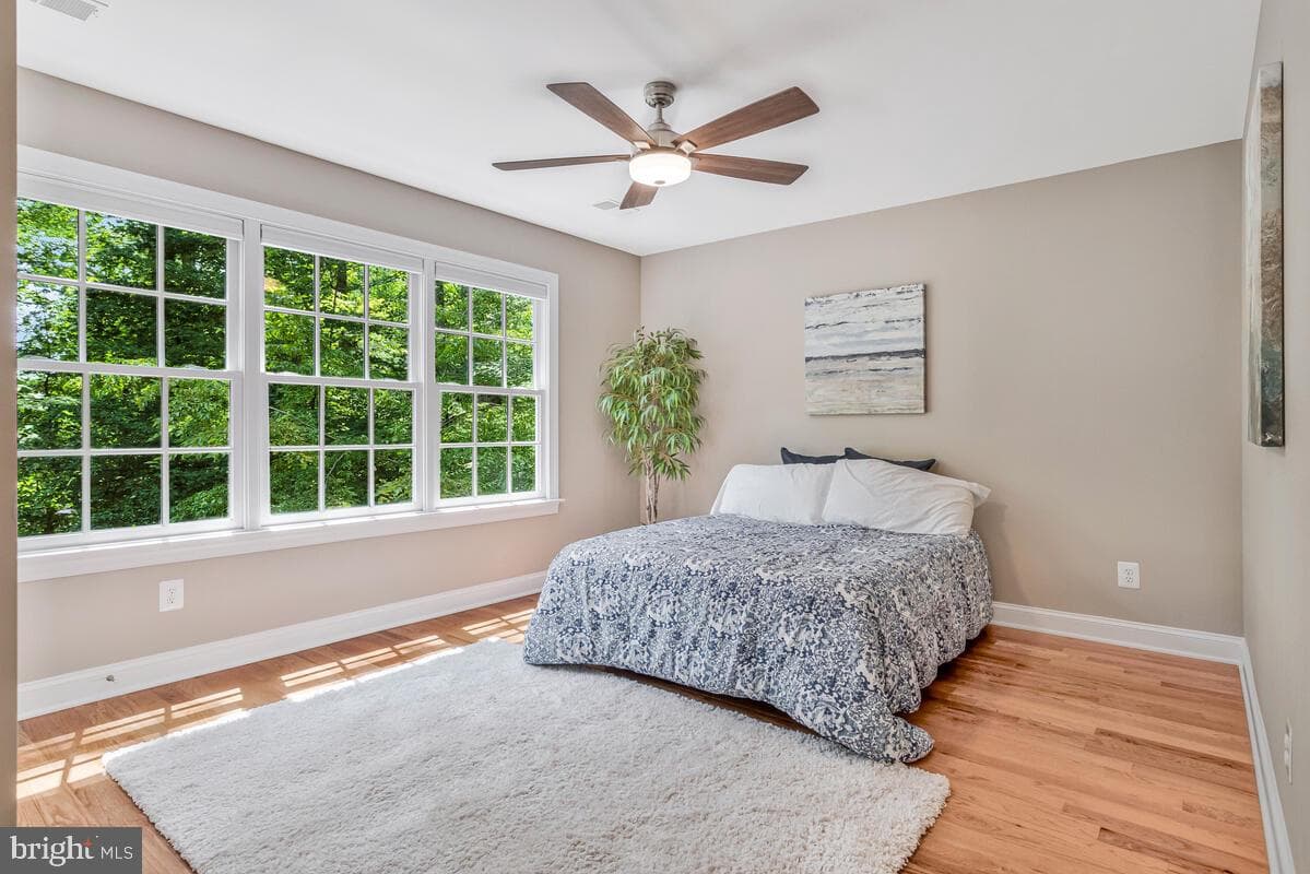 706 Riverview Terrace photo 31