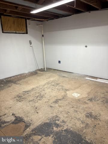 308 Holy Cross Road photo 33