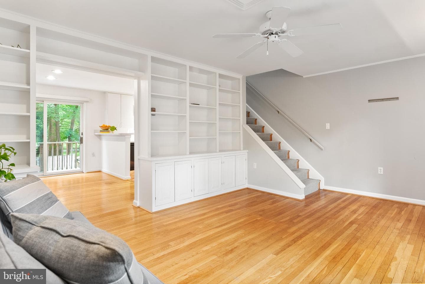 202 Dreams Landing Way photo 8