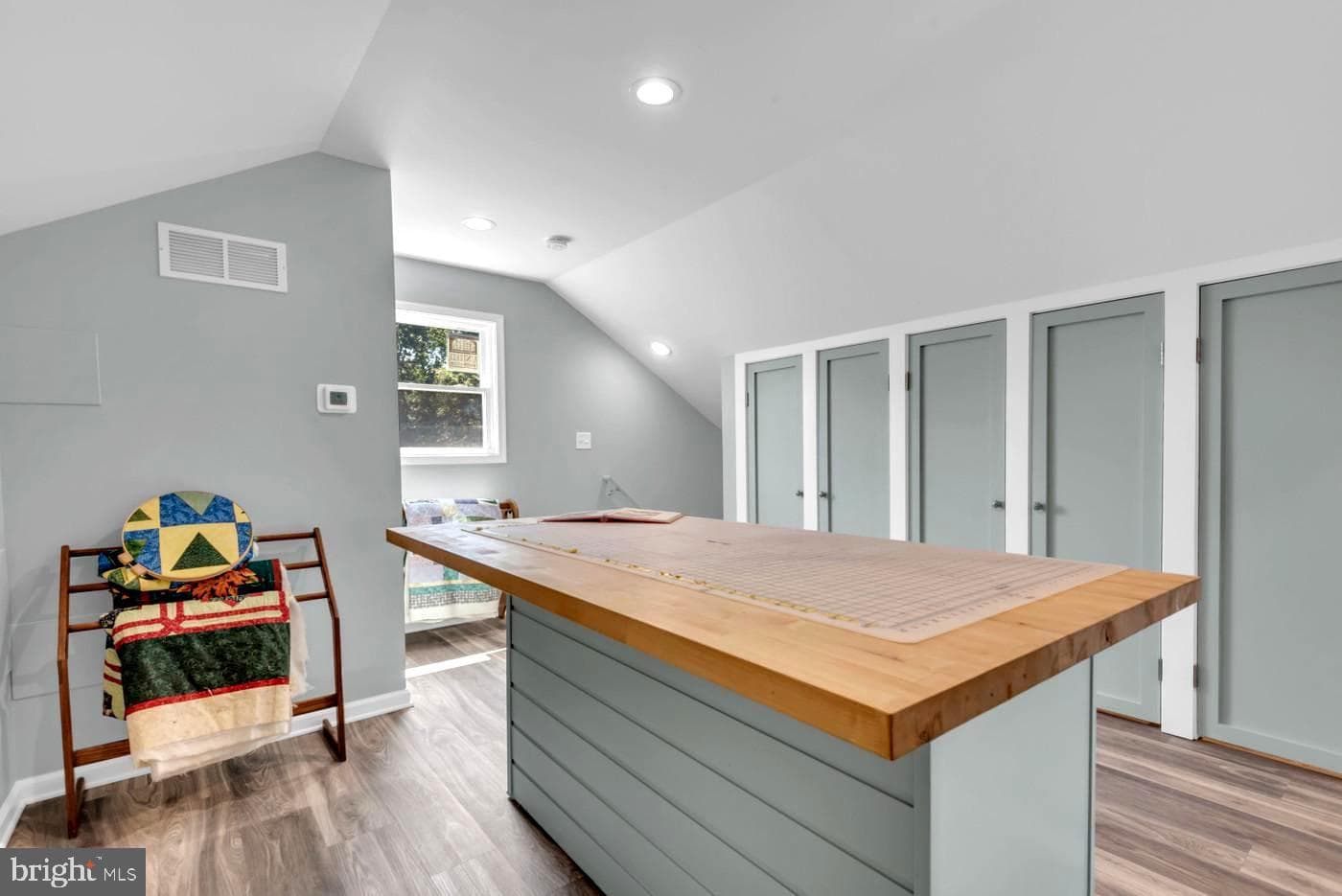 1521 Warfield Road photo 18