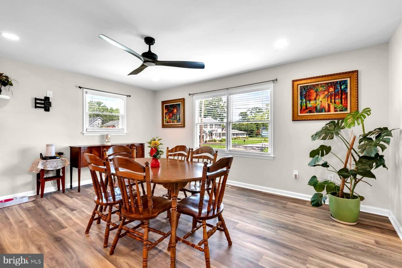 1521 Warfield Road photo 3