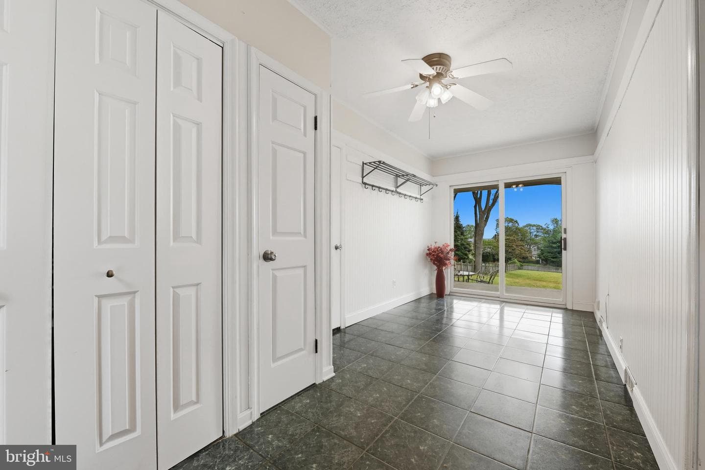 1100 Broadview Drive photo 16