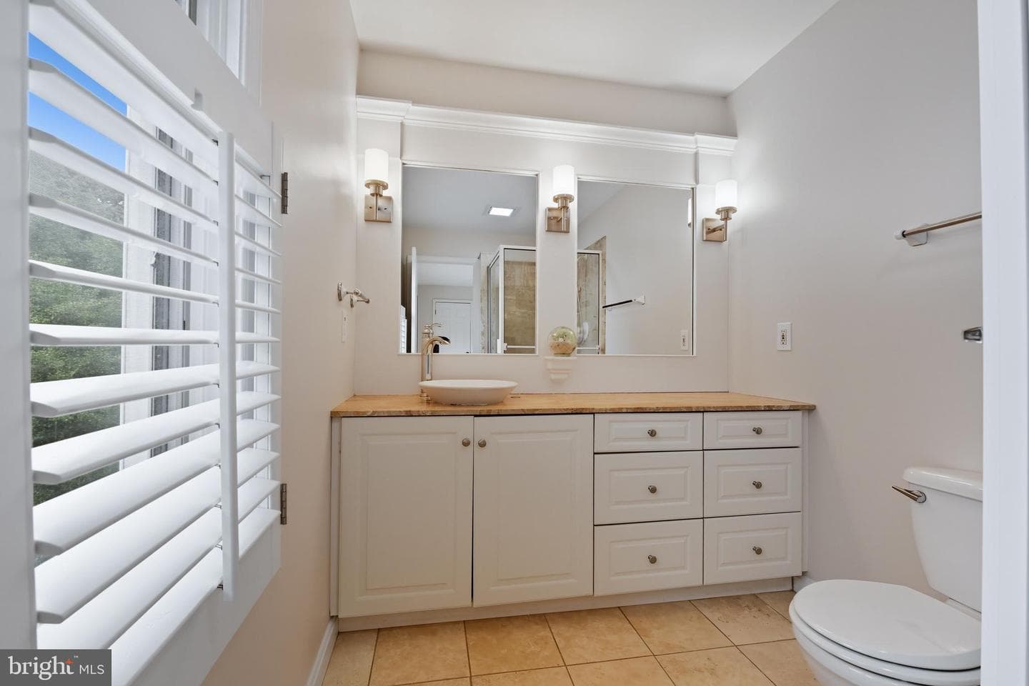 1100 Broadview Drive photo 22