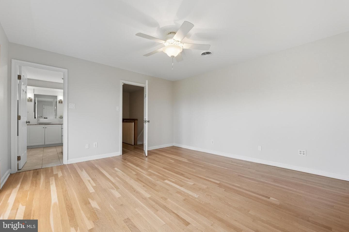 1100 Broadview Drive photo 35