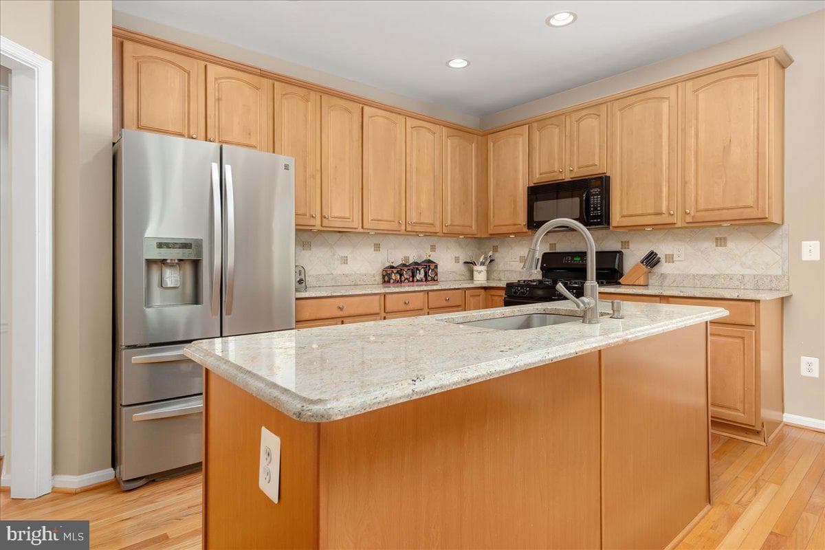 1253 Destiny Circle photo 13