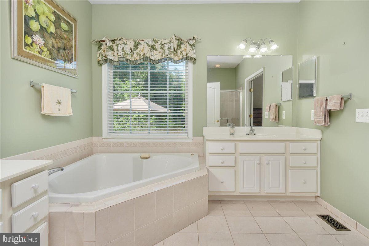 1253 Destiny Circle photo 25