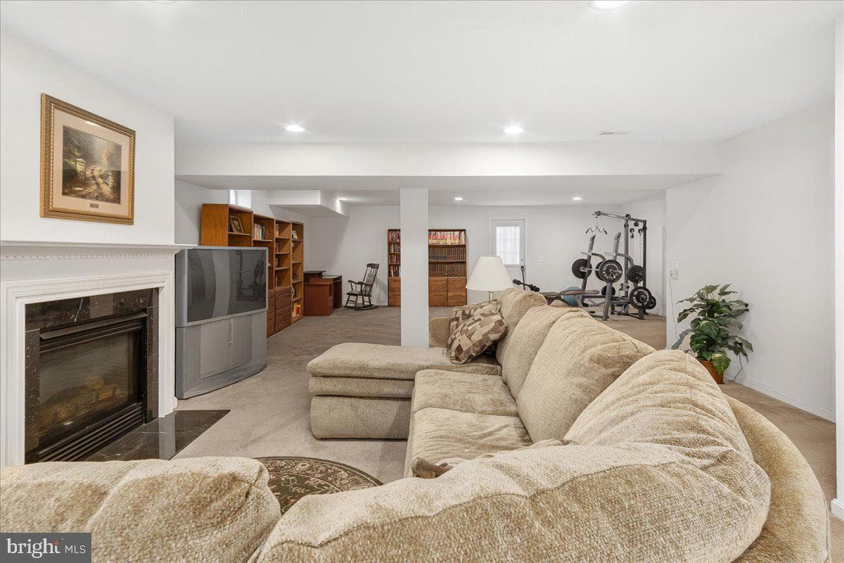 1253 Destiny Circle photo 31