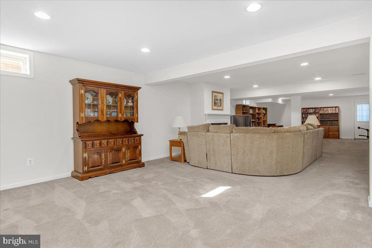 1253 Destiny Circle photo 36