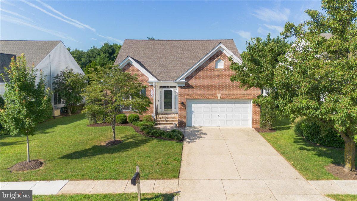 1253 Destiny Circle photo 4