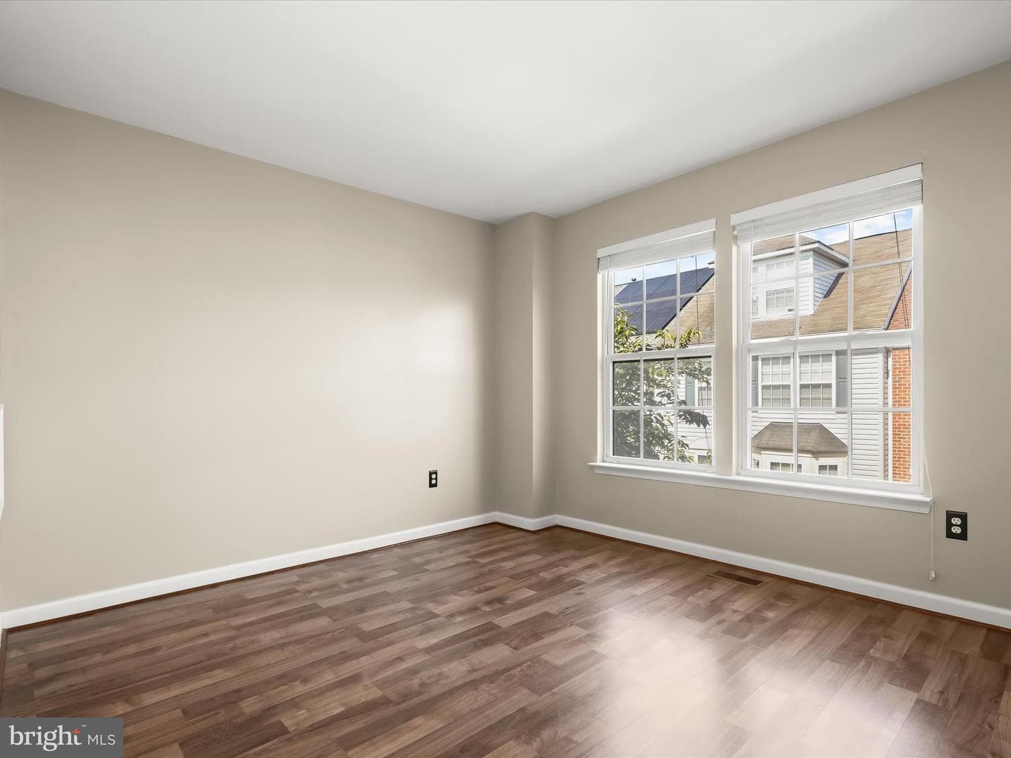 6611 Fable Court photo 17