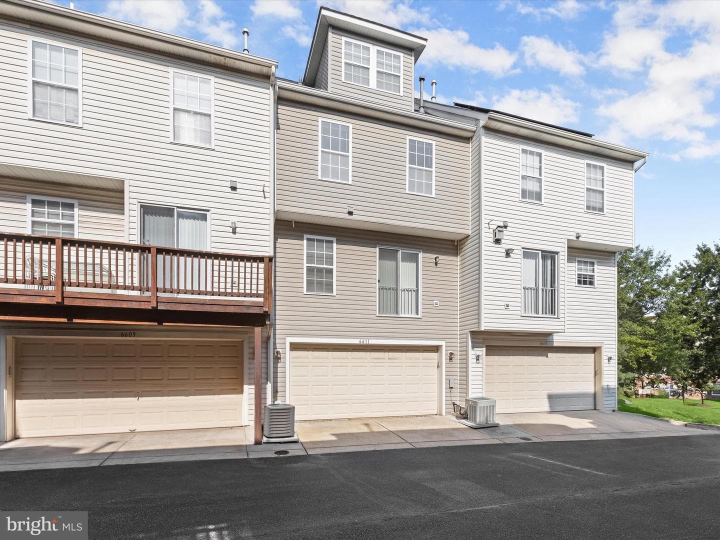 6611 Fable Court photo 27