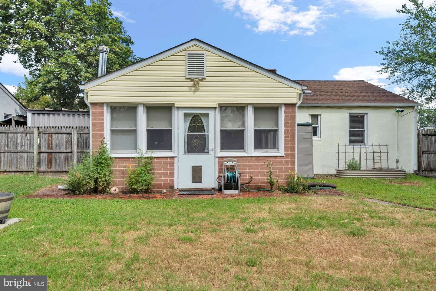 613 Binsted Road photo 37