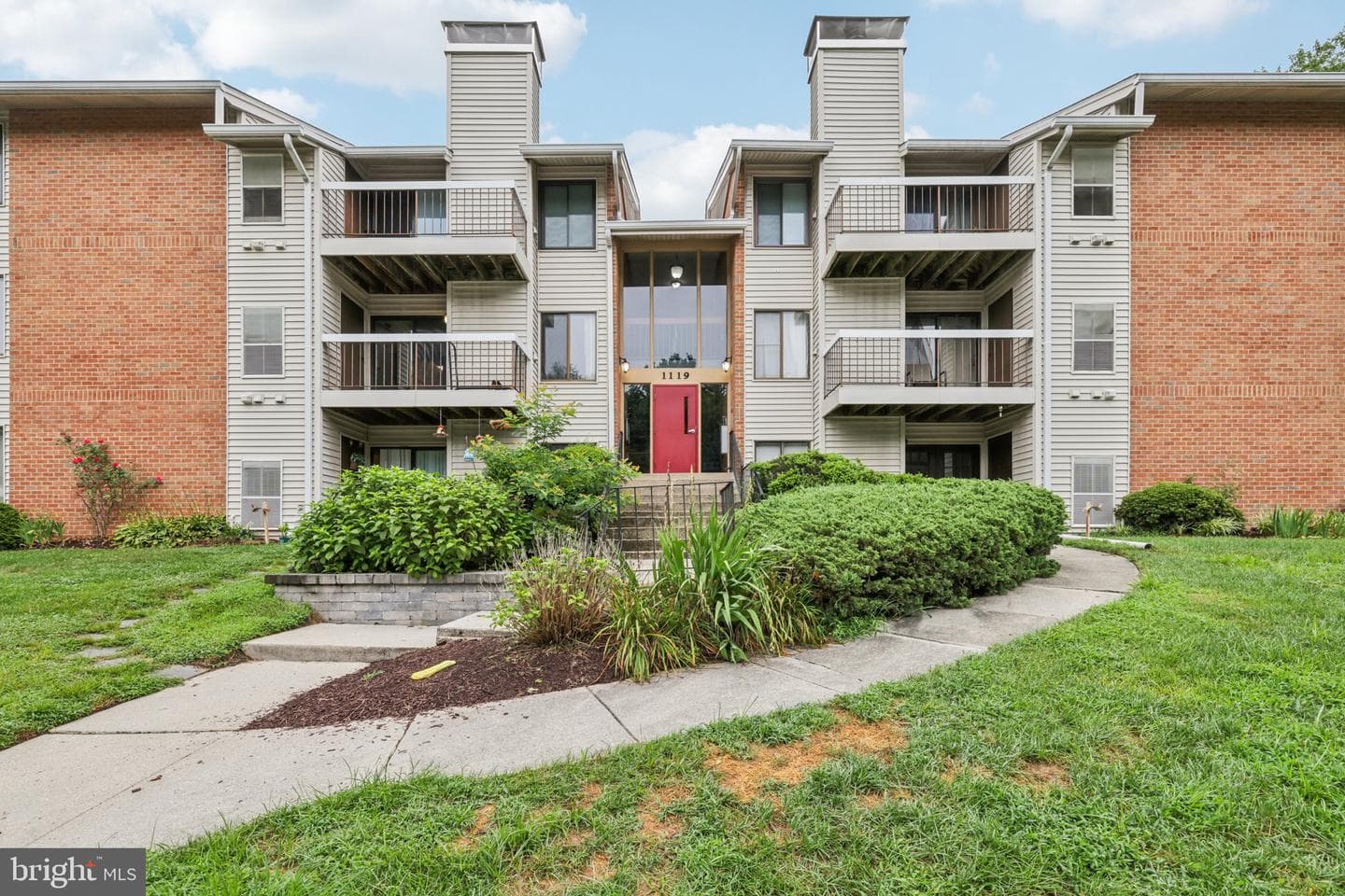 1119 Castle Harbour Way #2a photo 1