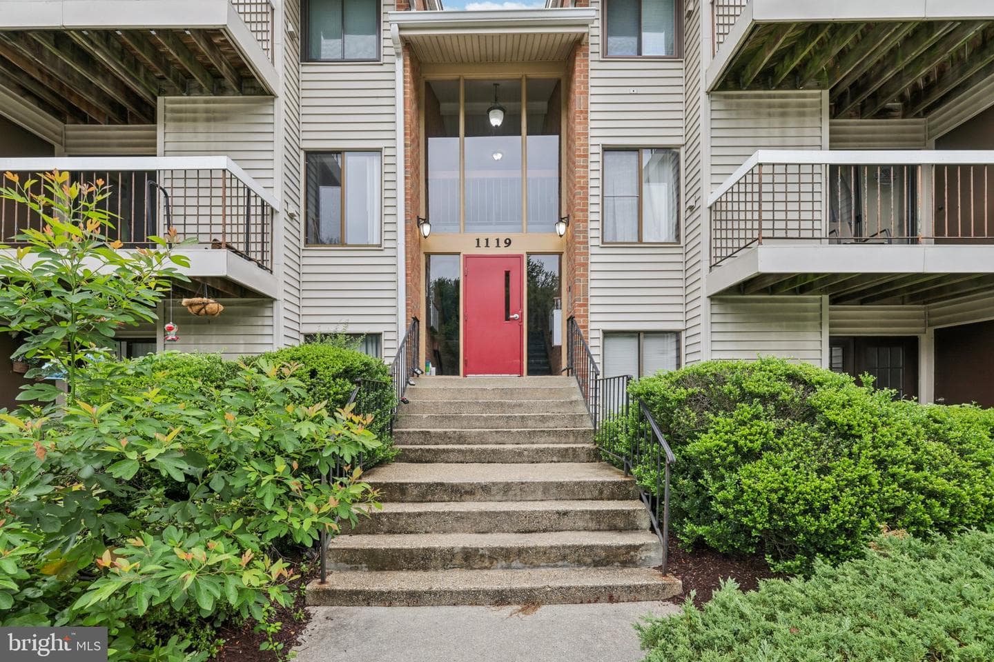 1119 Castle Harbour Way #2a photo 2