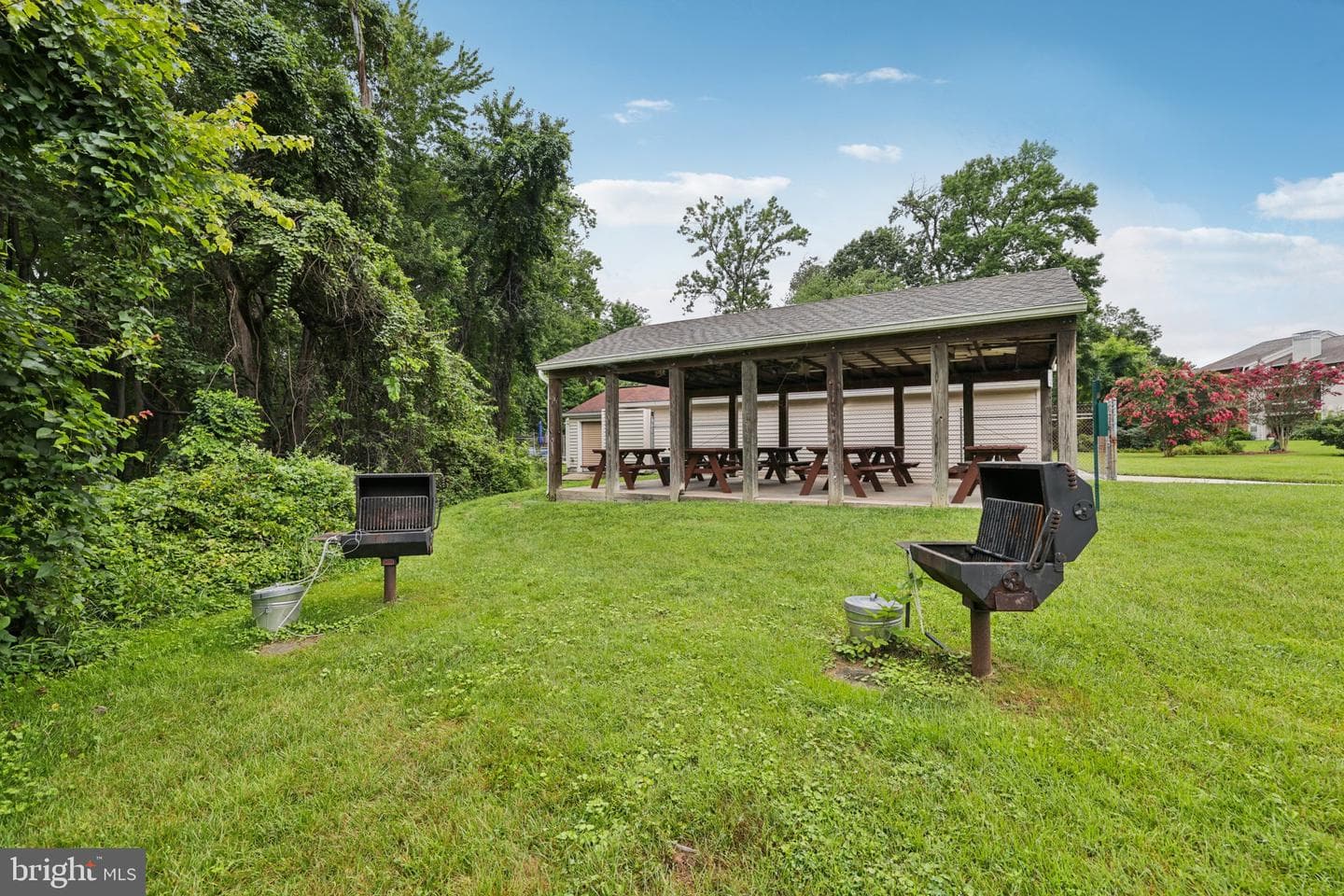 1119 Castle Harbour Way #2a photo 23