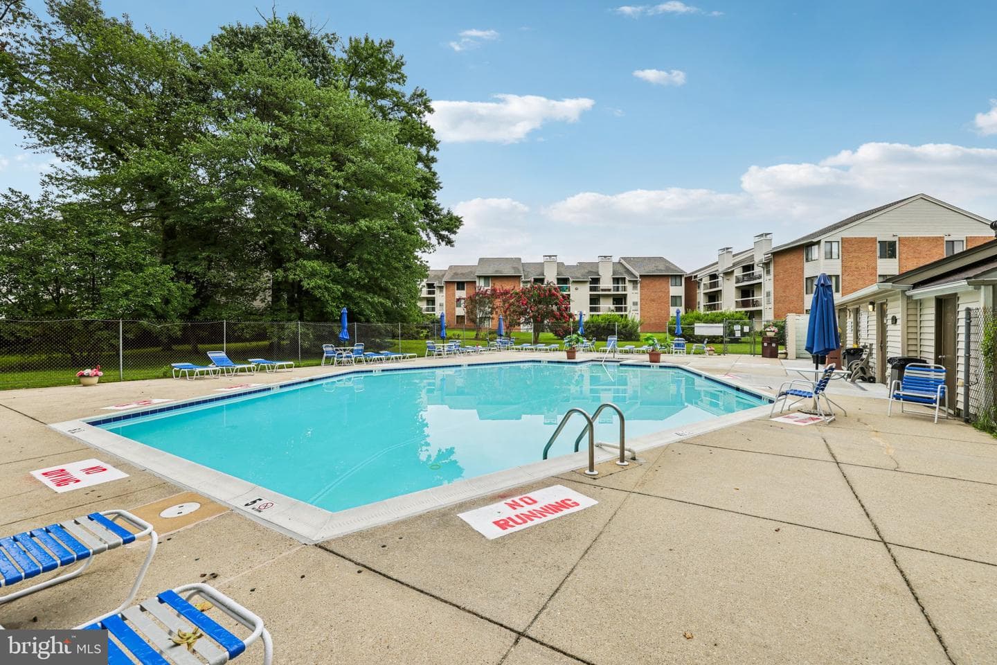 1119 Castle Harbour Way #2a photo 27