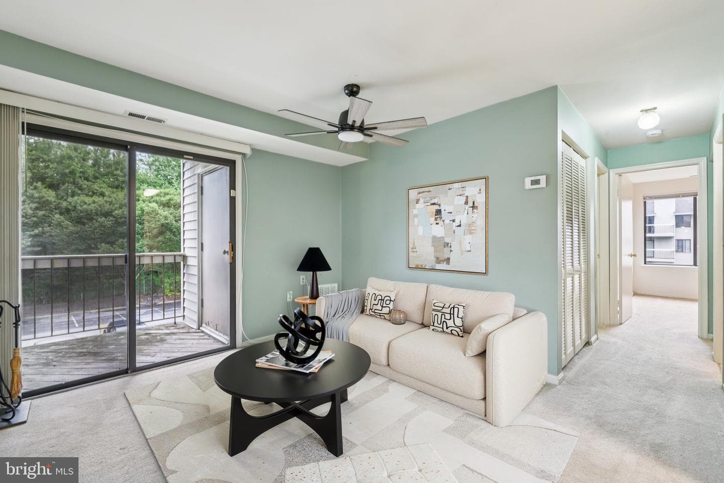 1119 Castle Harbour Way #2a photo 5