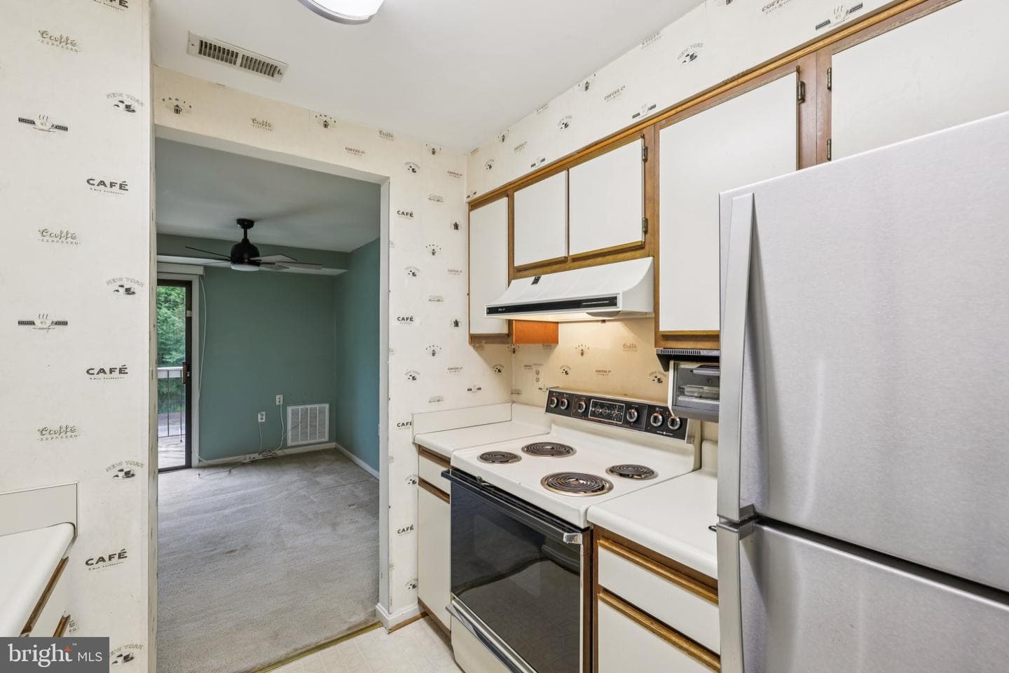 1119 Castle Harbour Way #2a photo 9