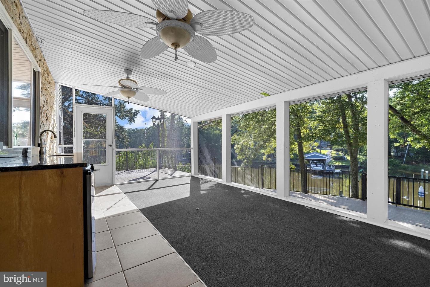 619 Riverside Drive photo 22