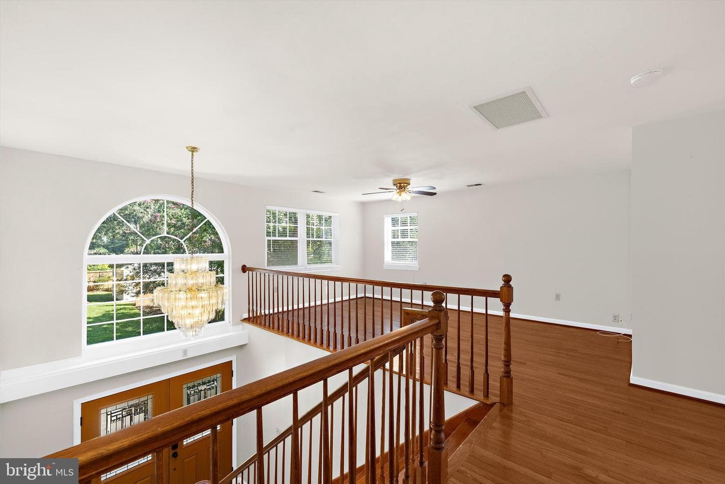 619 Riverside Drive photo 36