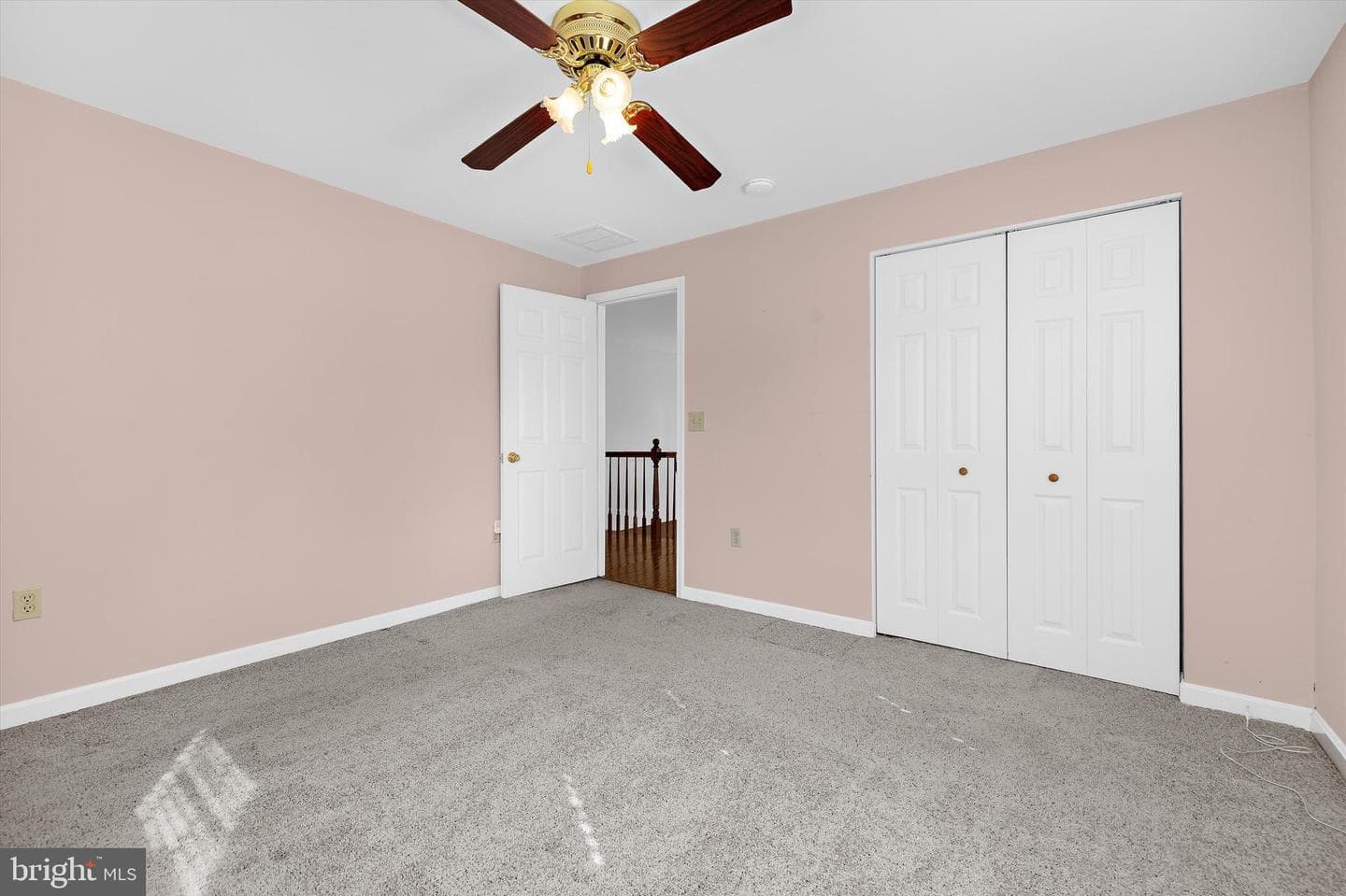 619 Riverside Drive photo 40
