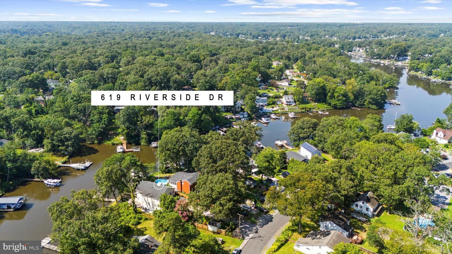 619 Riverside Drive photo 77