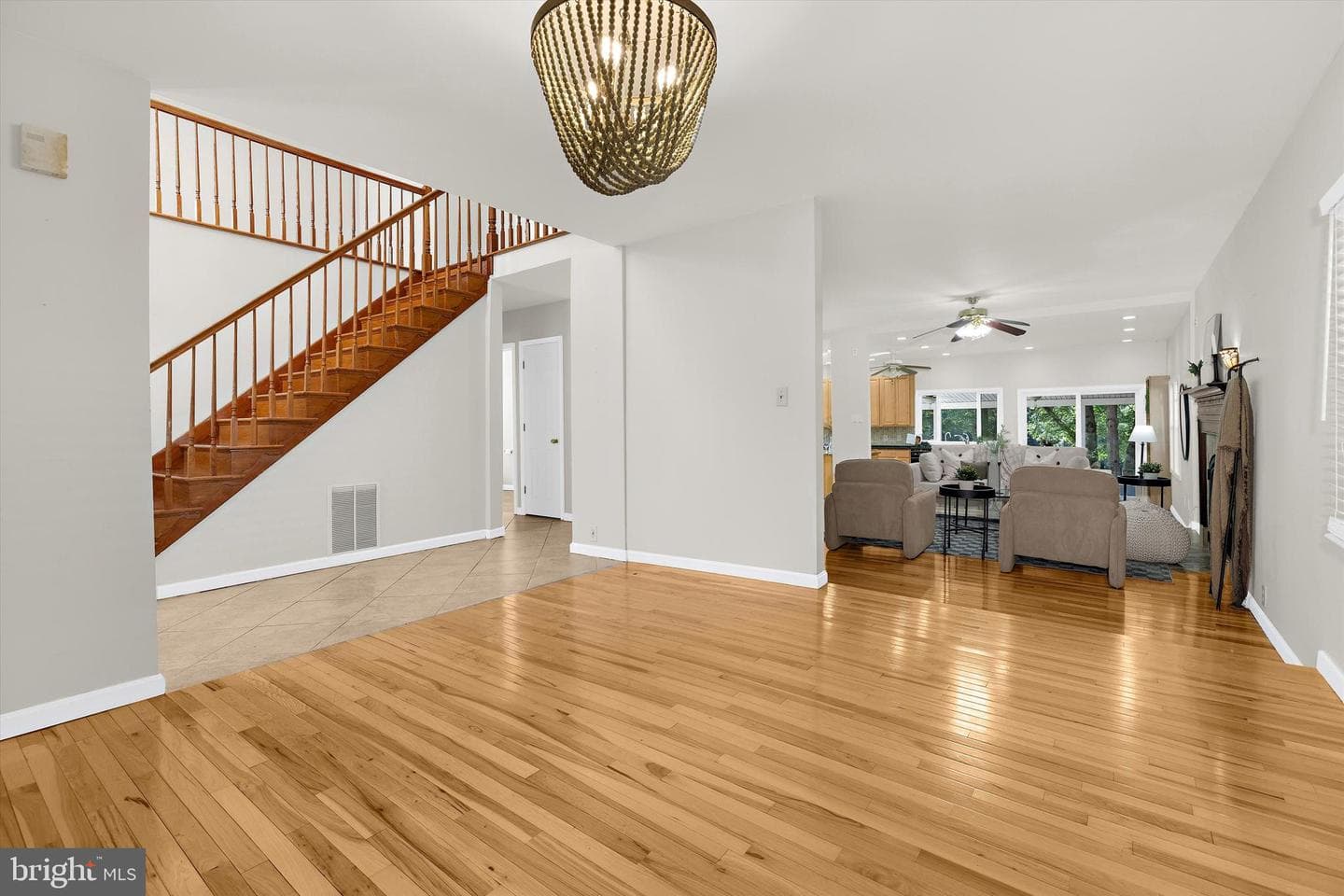 619 Riverside Drive photo 8