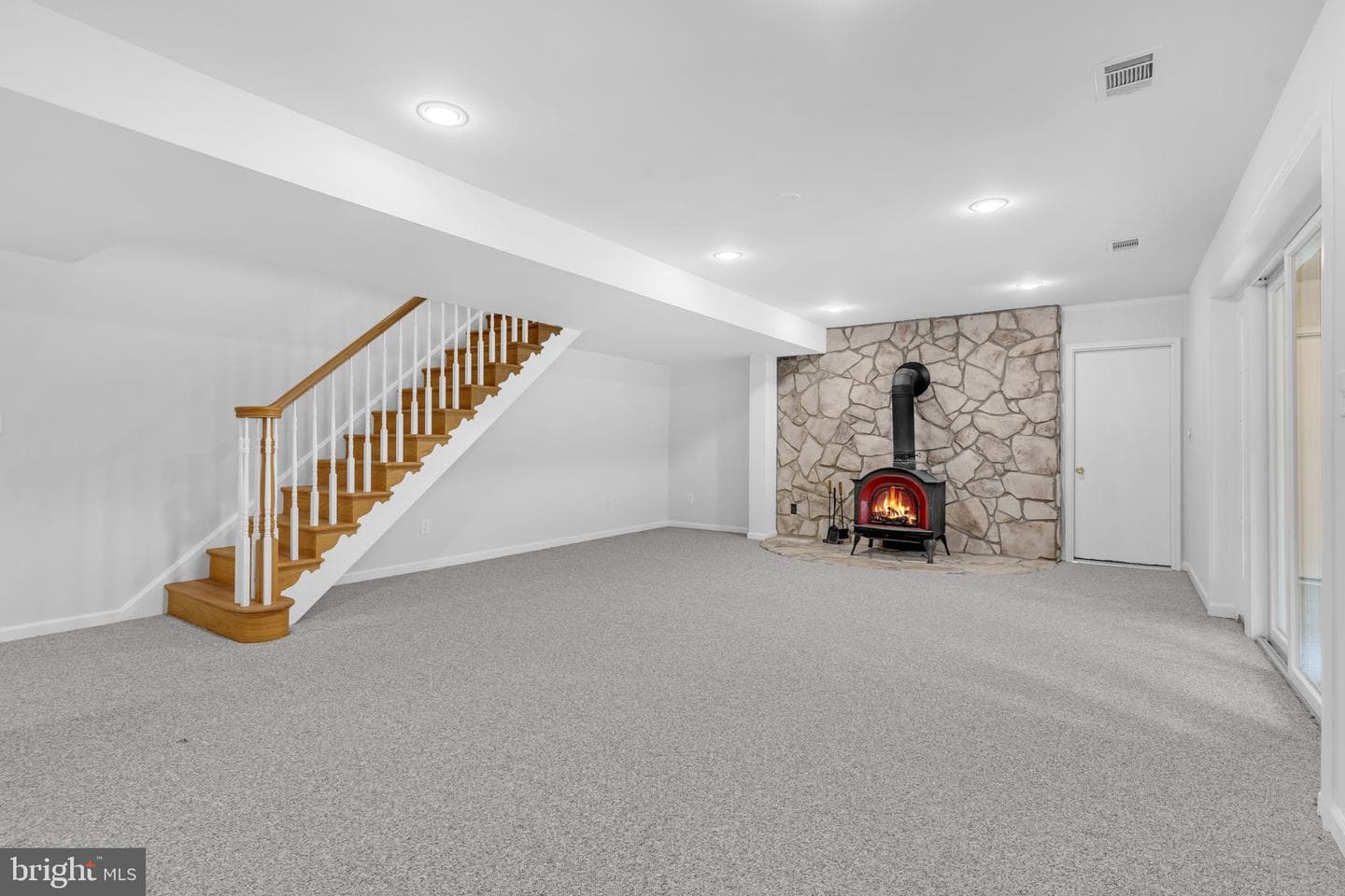 609 Marti Lane photo 30