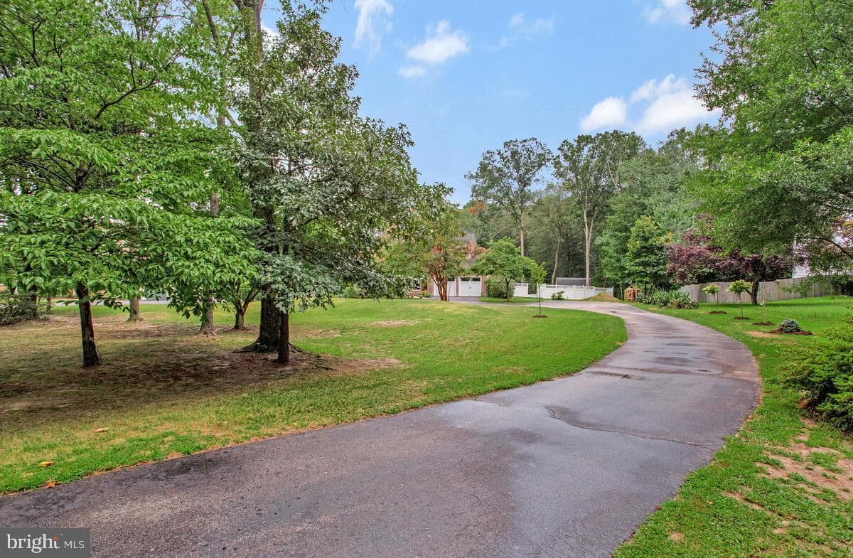 202 Bolden Court photo 2