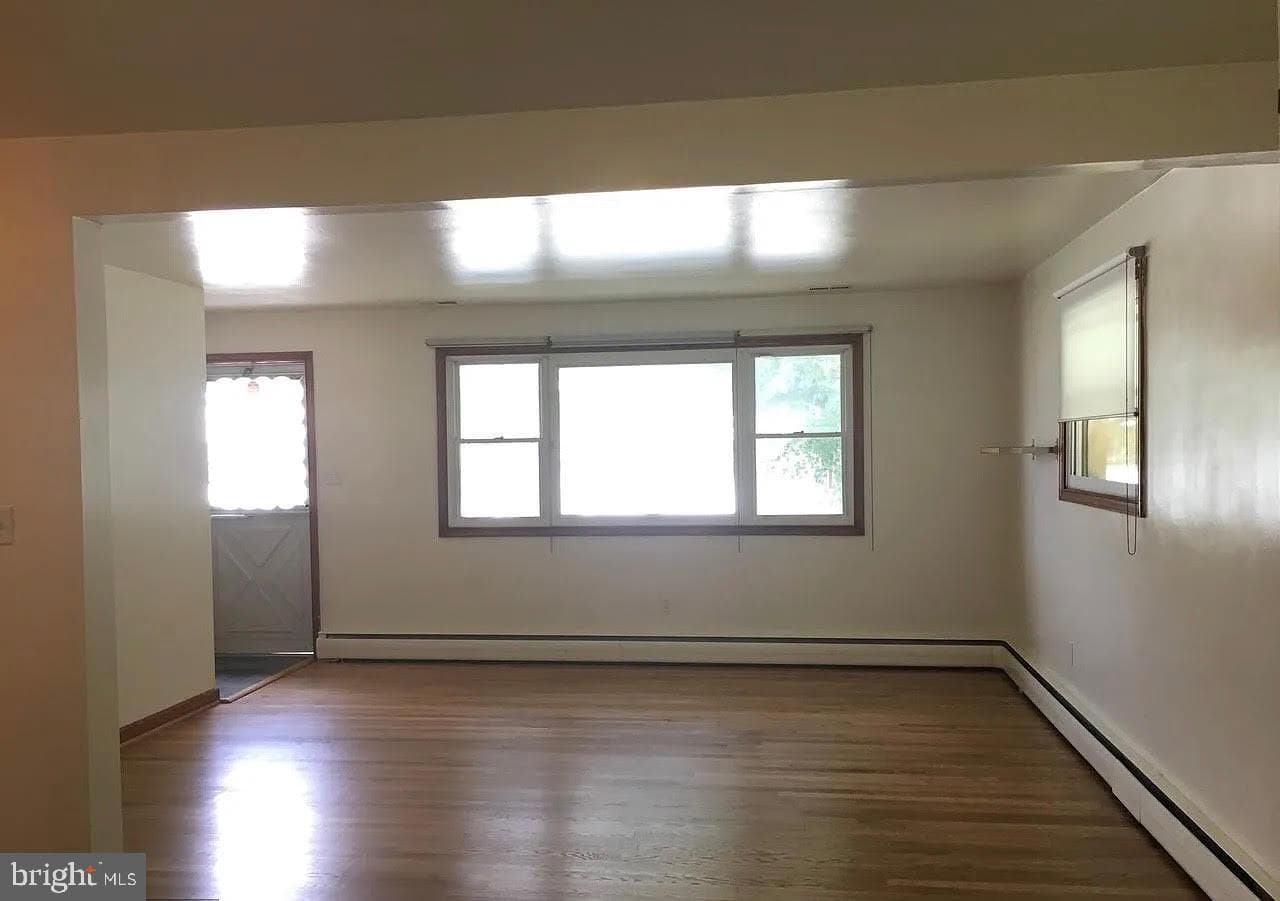 118 Homeland Road photo 3