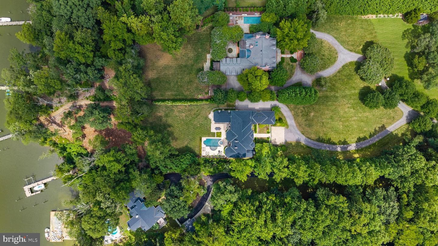 840 Childs Point Road photo 41