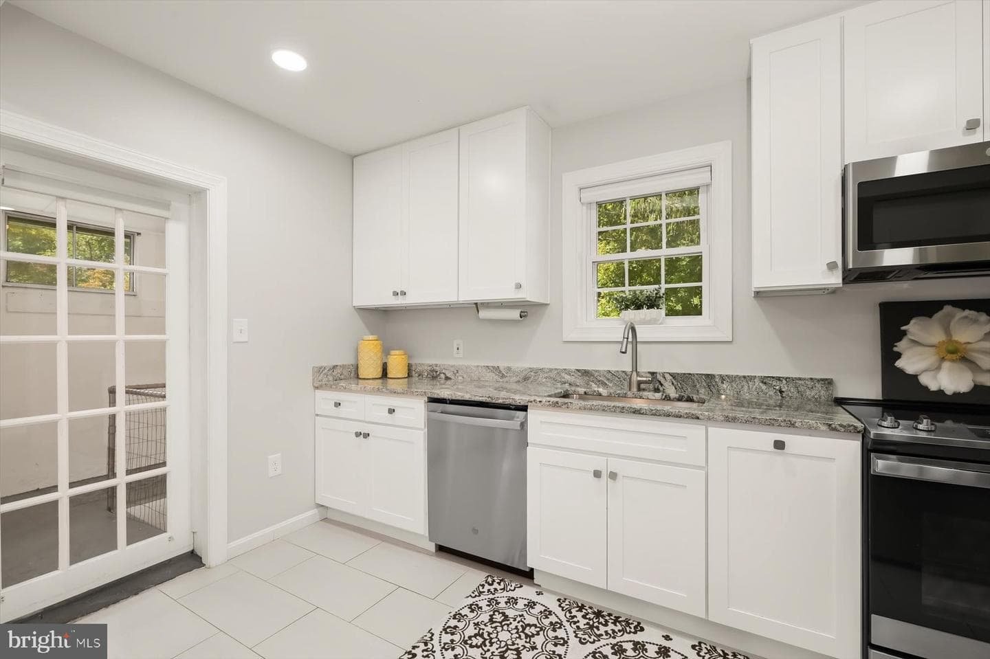 1834 Saint Margarets Road photo 26