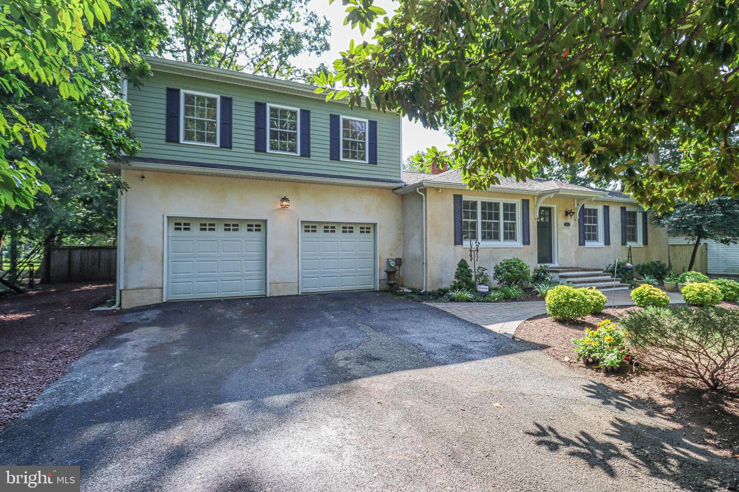 3925 River Club Drive photo 2