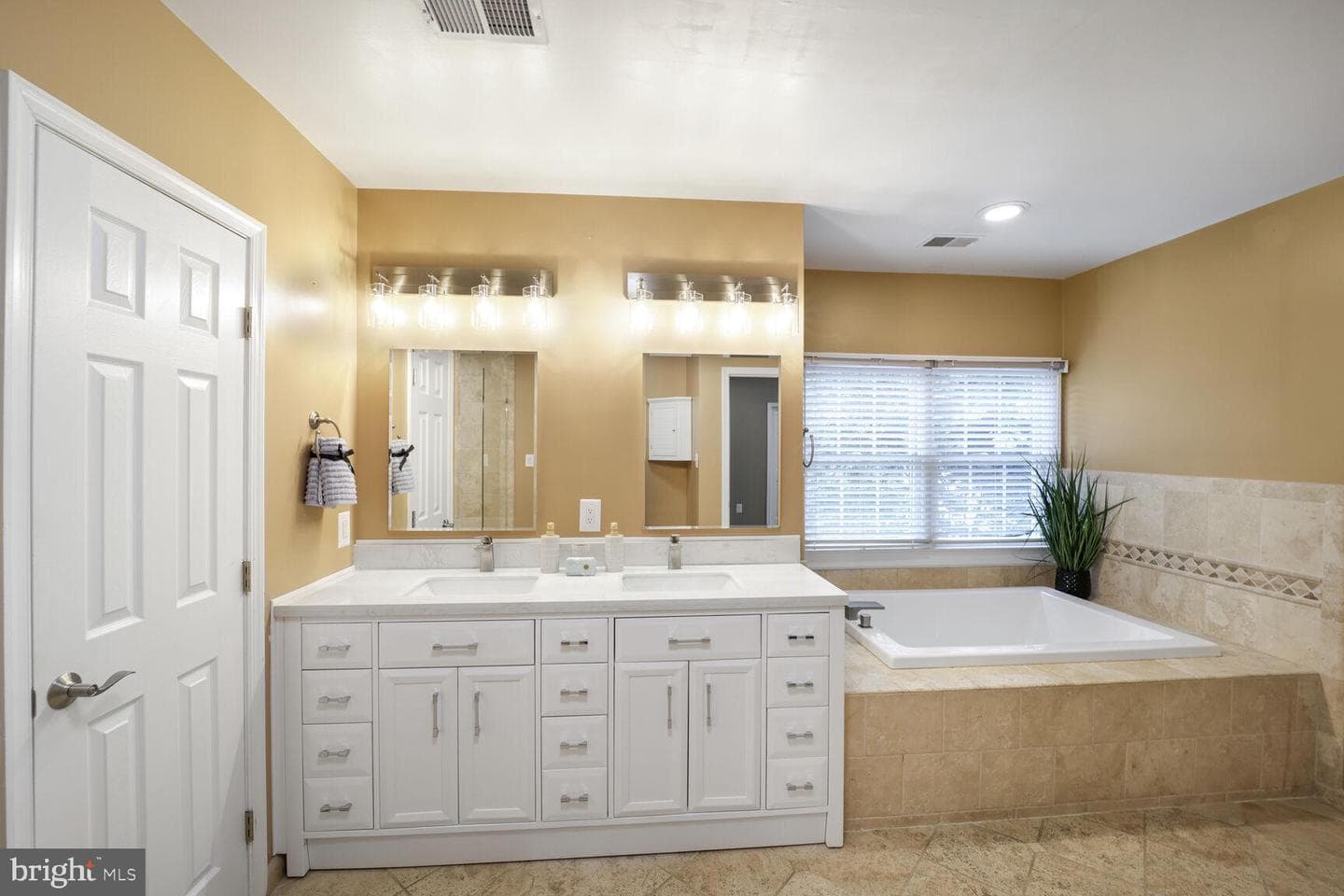 132 Seabiscuit Place photo 21