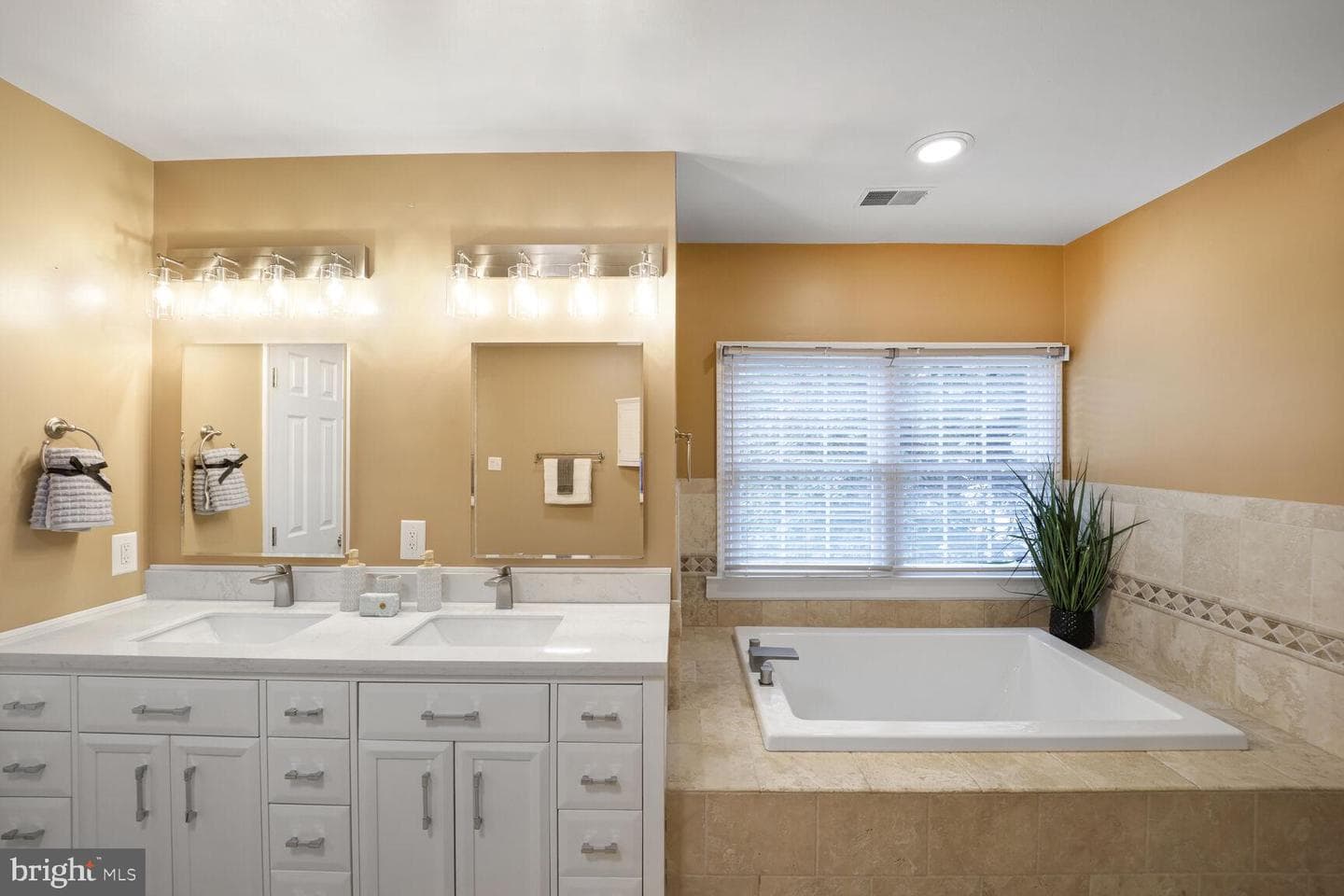 132 Seabiscuit Place photo 23