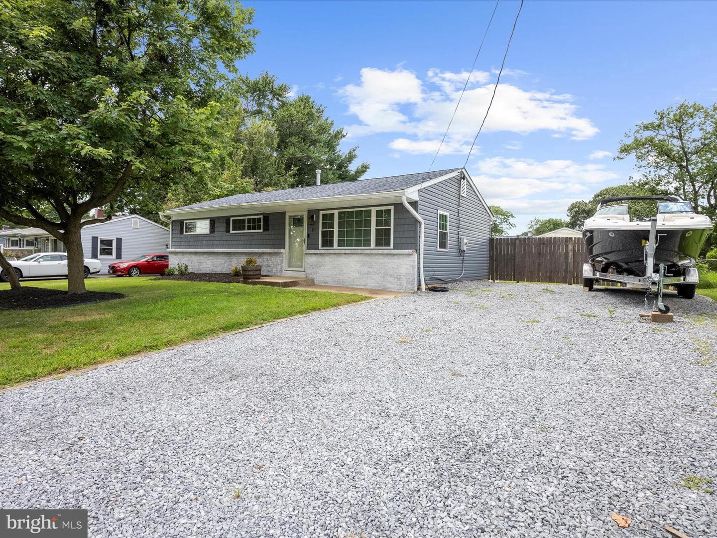 10 Hopkins Street photo 36