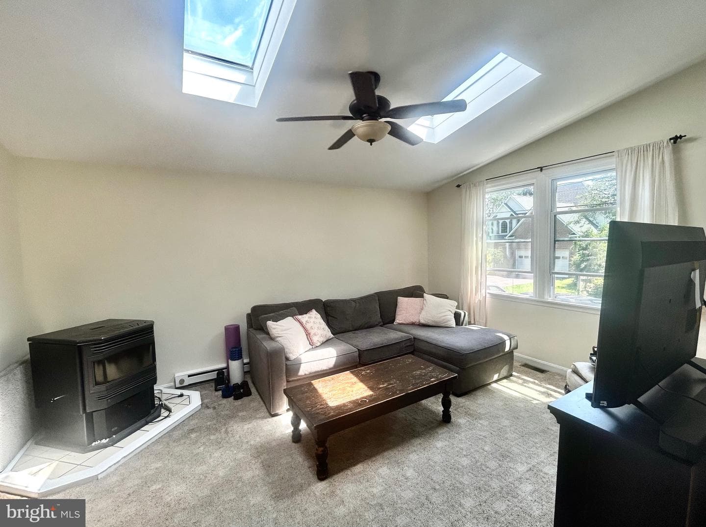 1126 Skyway Drive photo 10