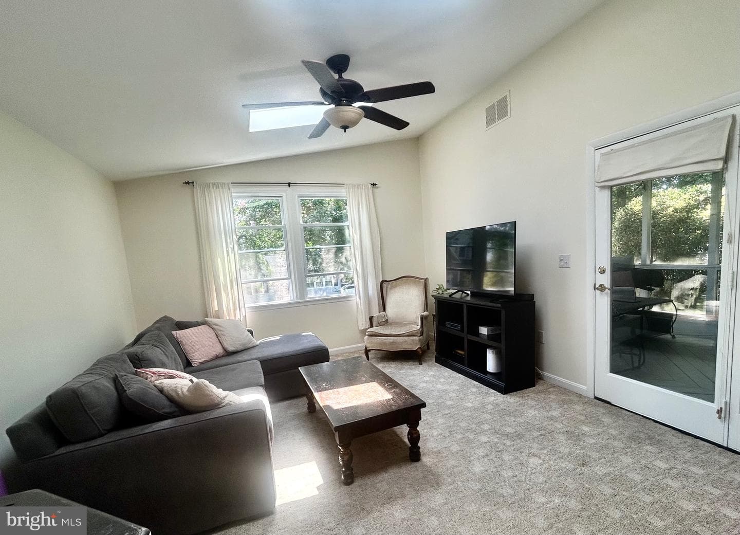 1126 Skyway Drive photo 11