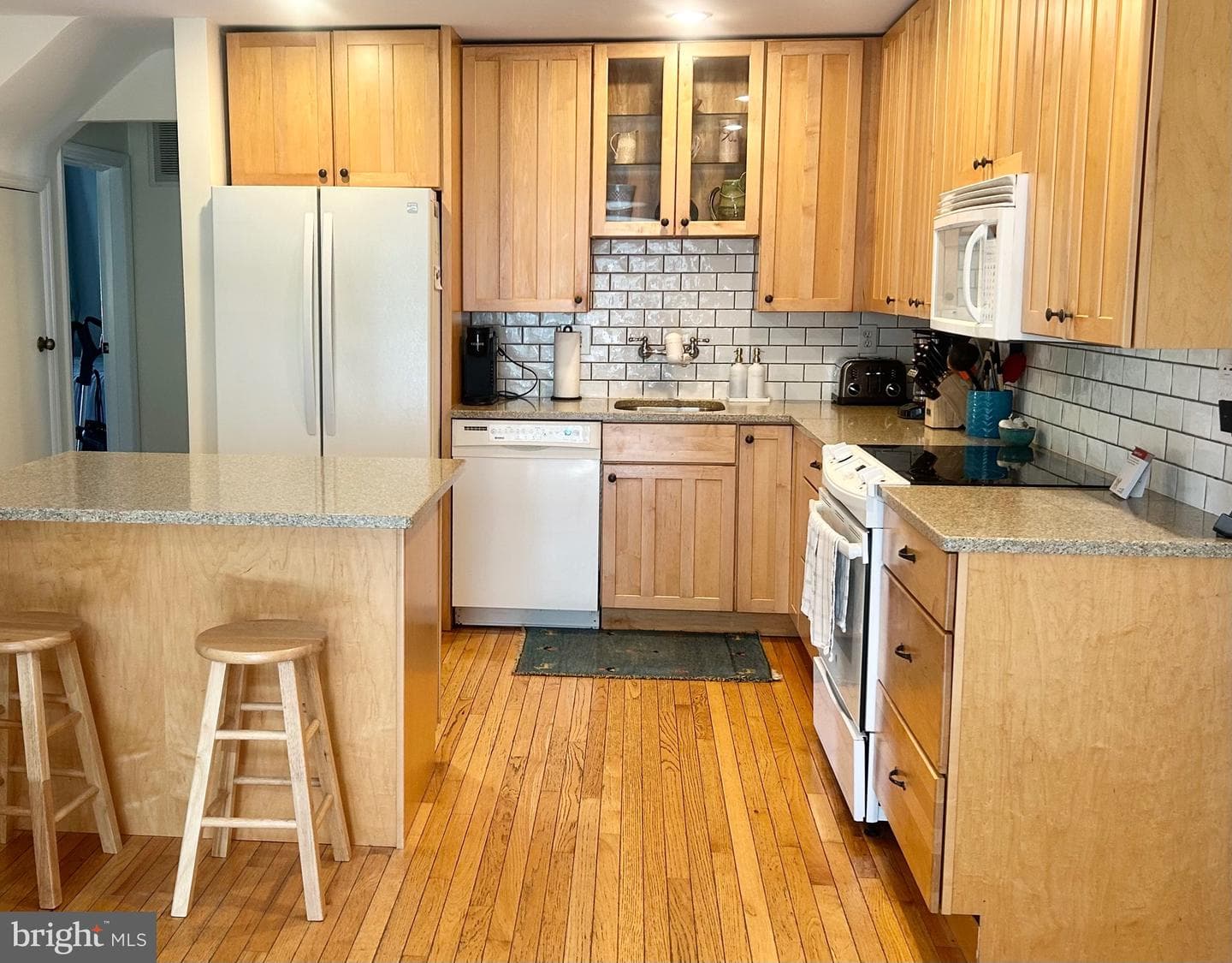 1126 Skyway Drive photo 6