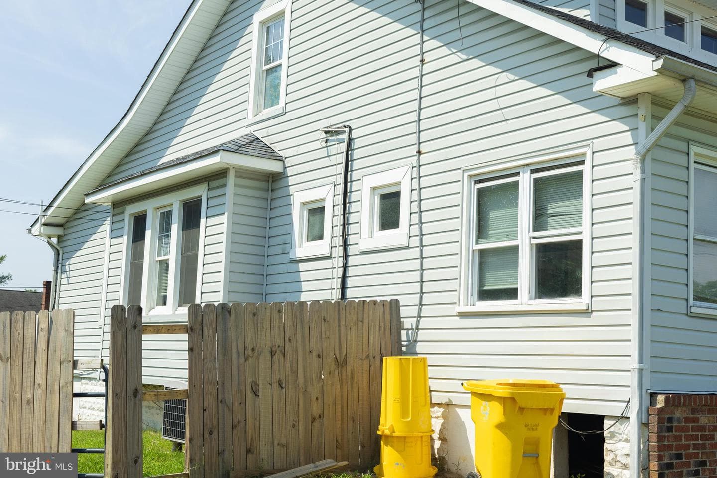 1 1st Avenue photo 3