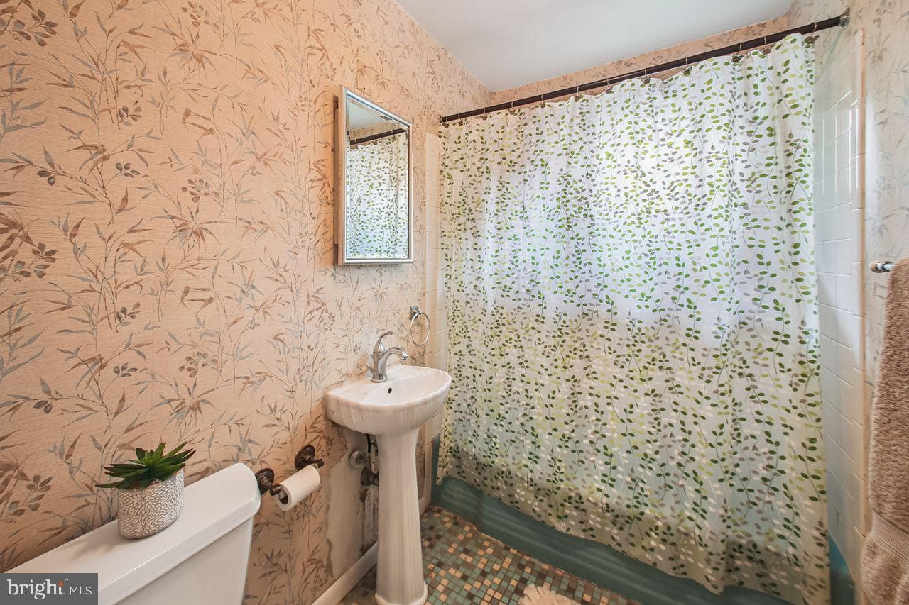2664 Ogleton Road photo 23