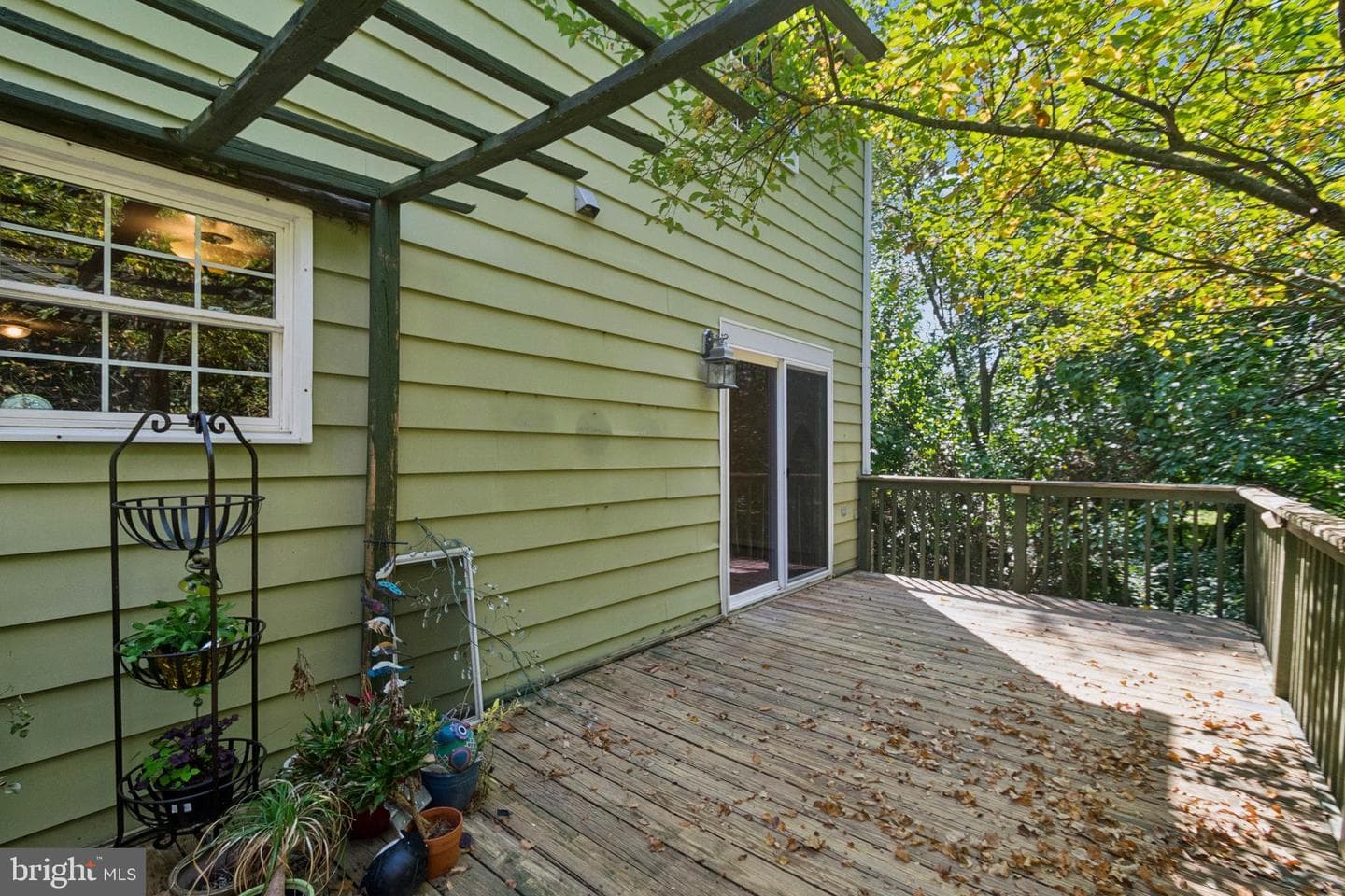 492 Norvelle Court photo 18