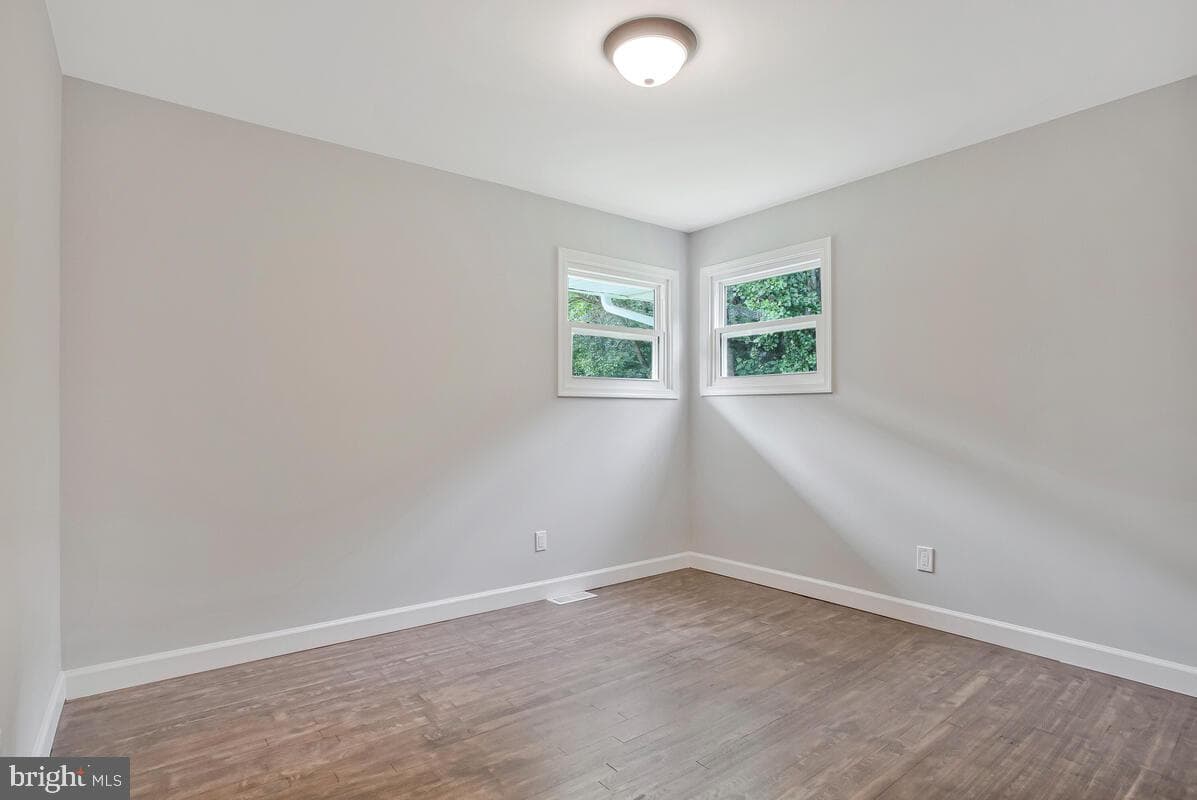 3980 Solomons Island Road photo 20
