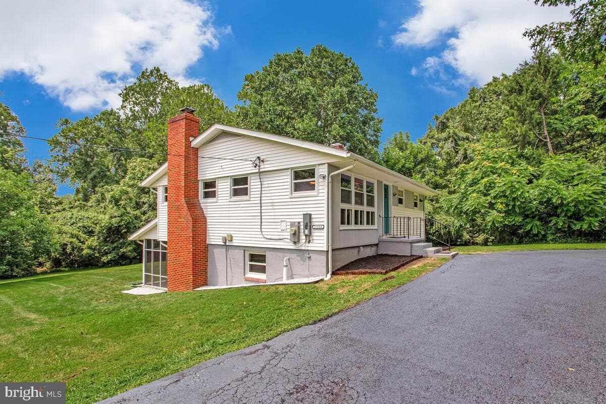 3980 Solomons Island Road photo 3