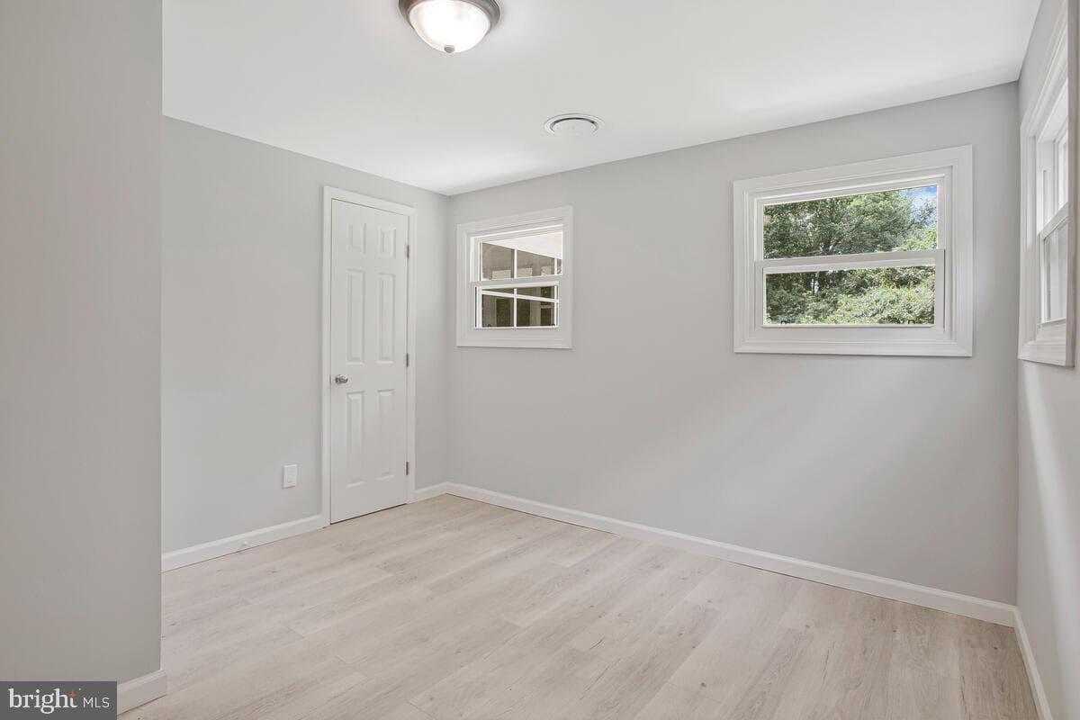 3980 Solomons Island Road photo 35